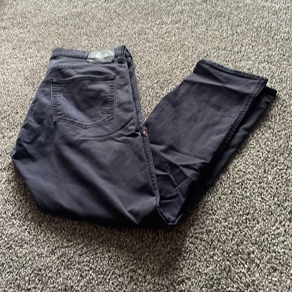 Dockers - Picture 2 of 2